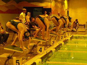 chsswimteam5654.jpg